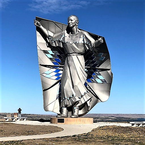 Dignity of Earth and Sky in South Dakota Roadtirement