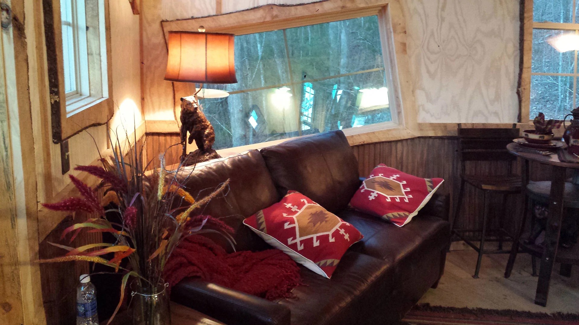 36 Epic Treehouse Rentals in You'll Love (2024)