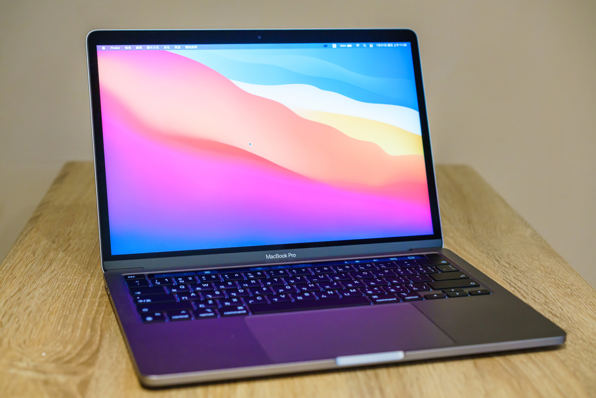 [開箱] MacBook Pro 13" M1 (2020)真香，LR/PS修圖使用心得 • 鍵盤美食家週記