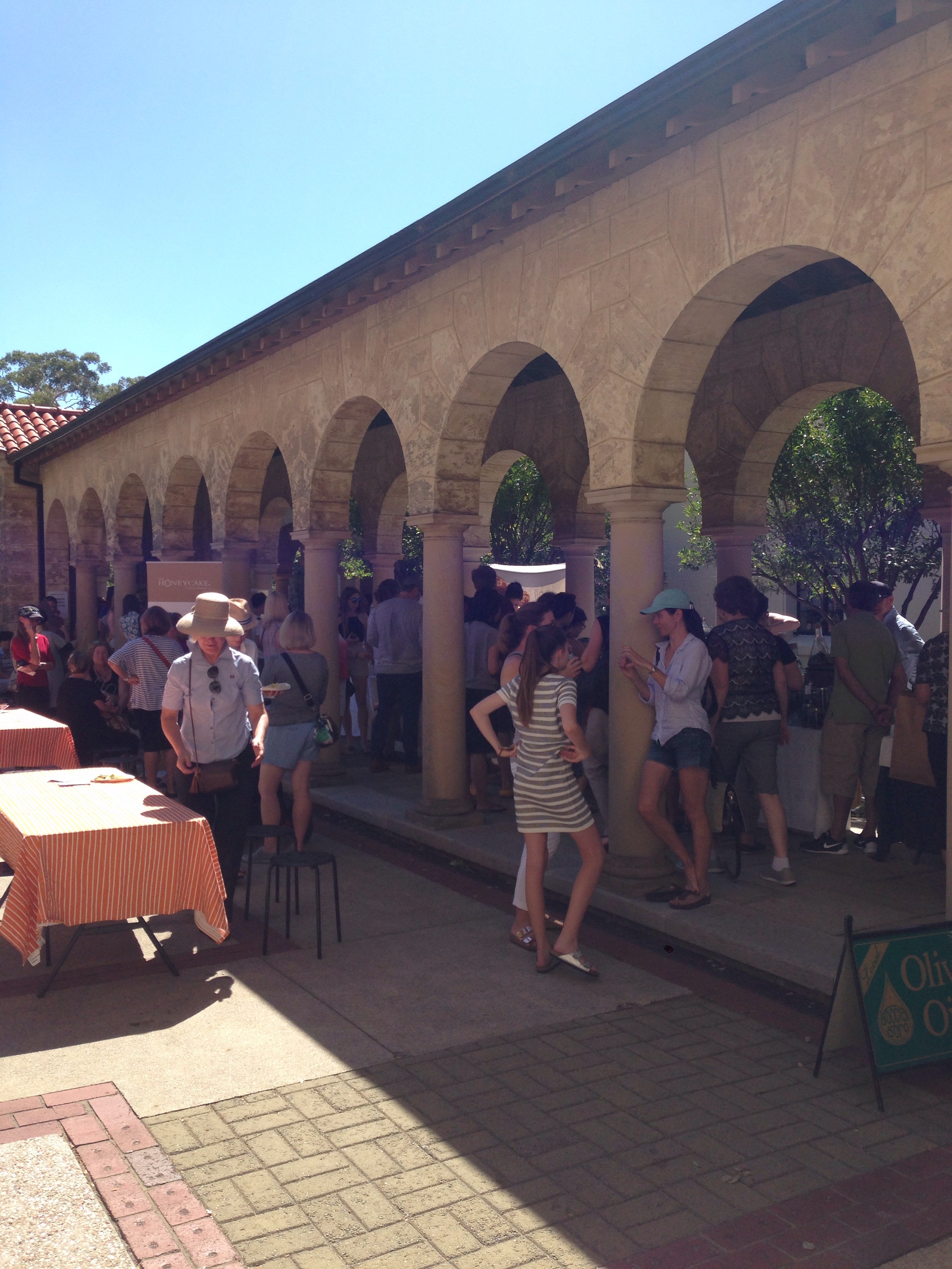 Perth Upmarket at UWA The Roaming Kangaroo