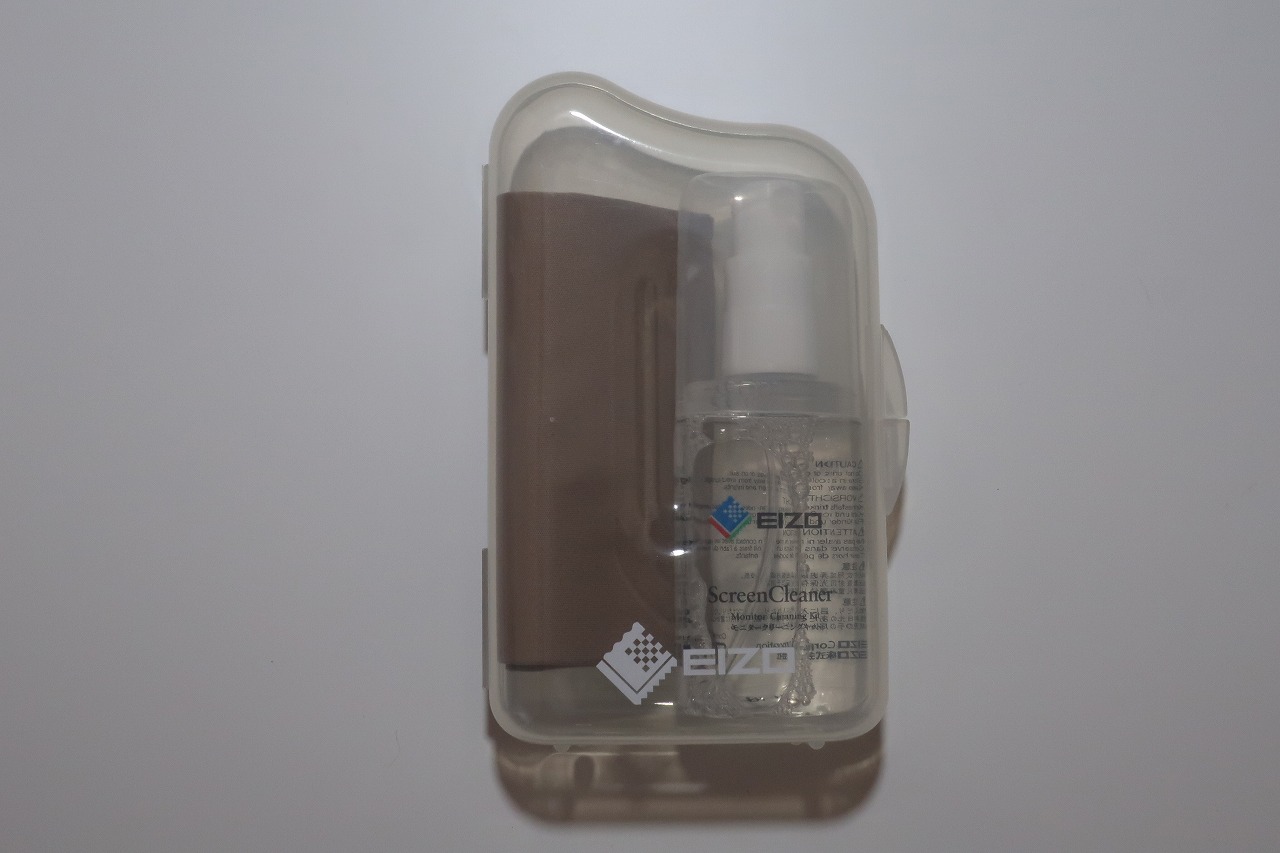 液晶ディスプレイのクリーニング roatech