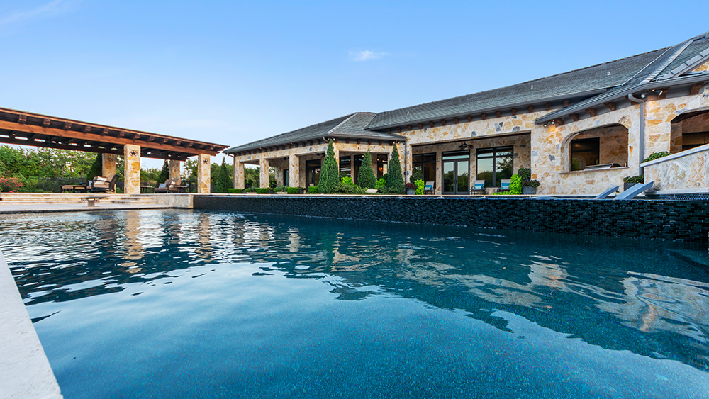 This 10M Sportsman's Estate Will Give You Your Own Field of Dreams