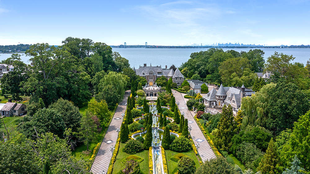 Dinh thự xa hoa nào mà ngay đến Đại gia Gatsby cũng mong muốn sở hữu?