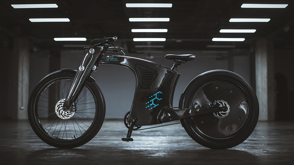 This Innovative New LongRange EBike Marries British Racing Style With