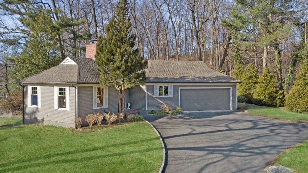 Inside a 15.2M Waterside Estate in Connecticut's Belle Haven