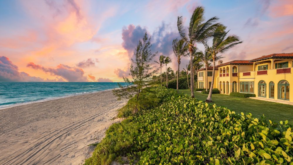 Larry Ellison's Palm Beach Compound in Photos