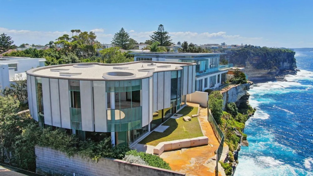 Inside 7 Cliffside Homes That Let You Enjoy Life on the Edge