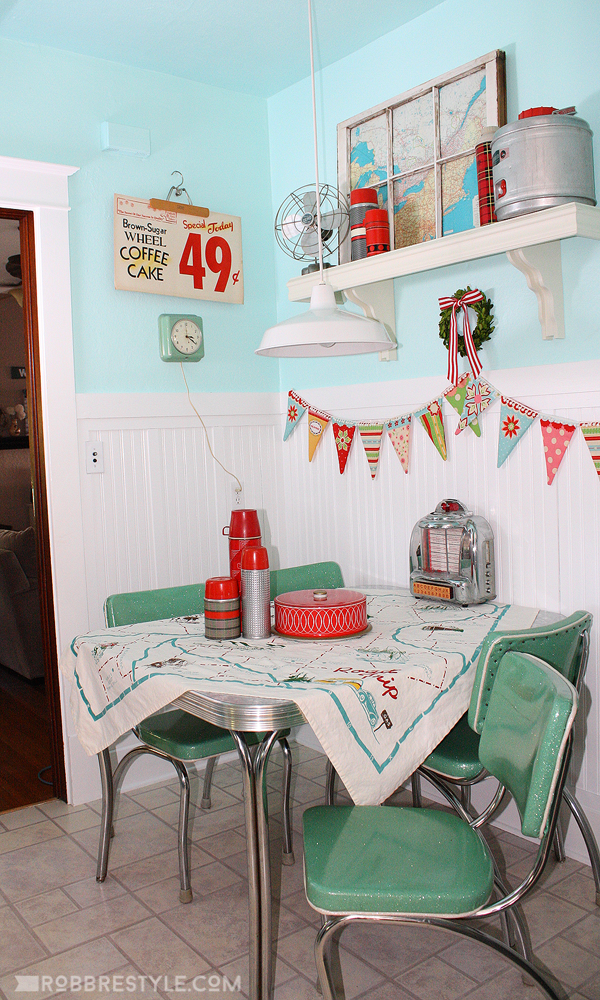 retro kitchen decor Free Template