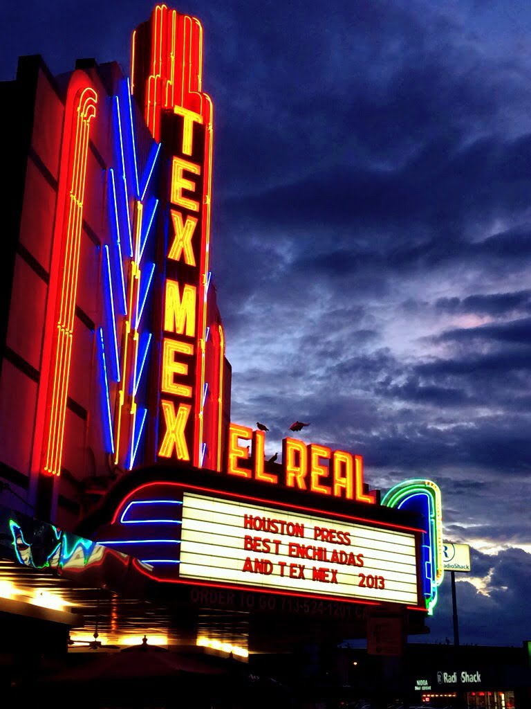 El Real Wins “Best TexMex” Robb Walsh