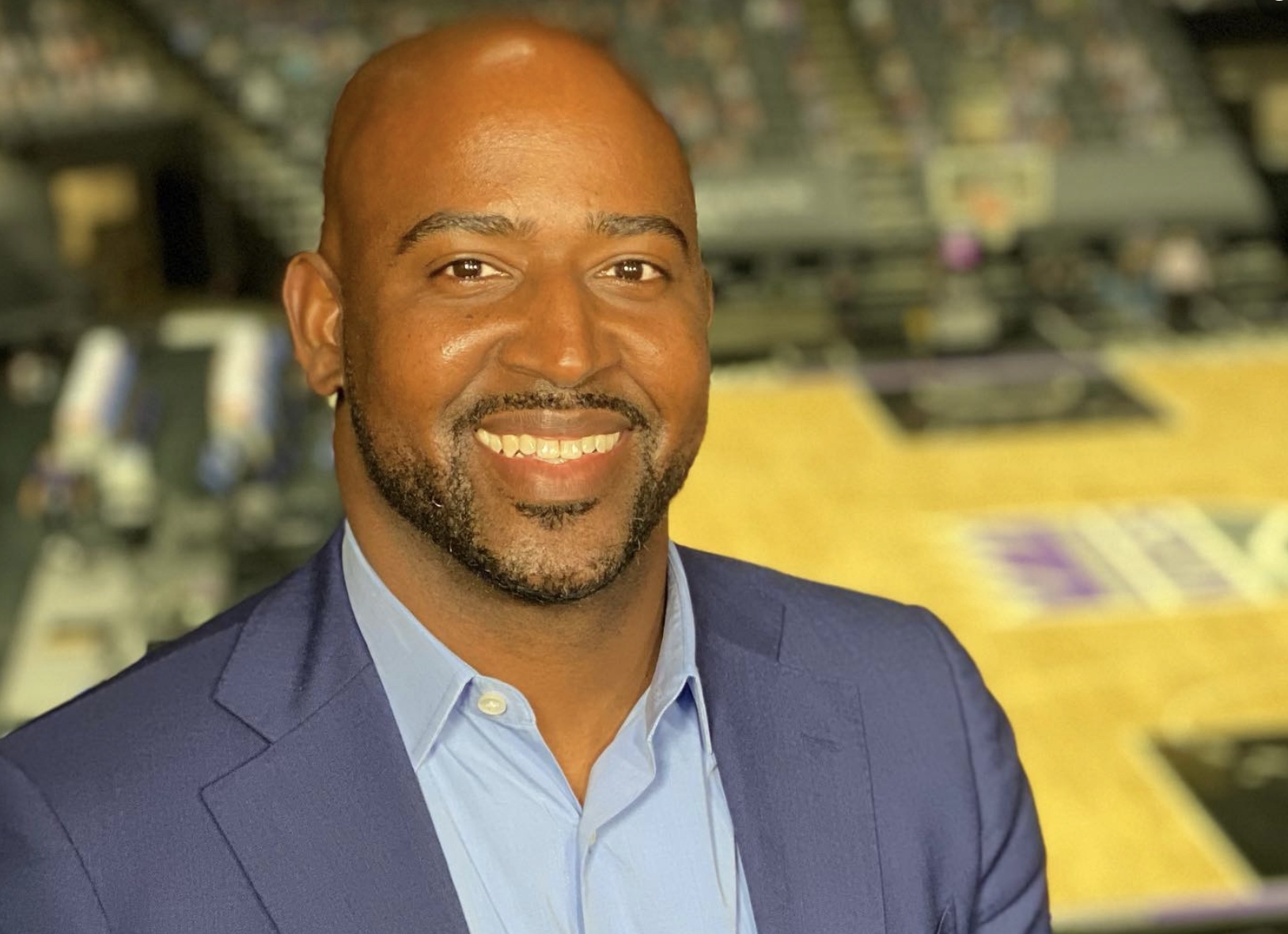 CBS 2 hires sports anchor Marshall Harris from Sacramento Robert Feder