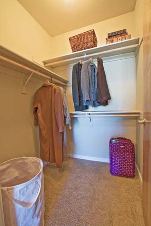 Pinhook Flats at Aksarben Village Luxury Omaha Apartments