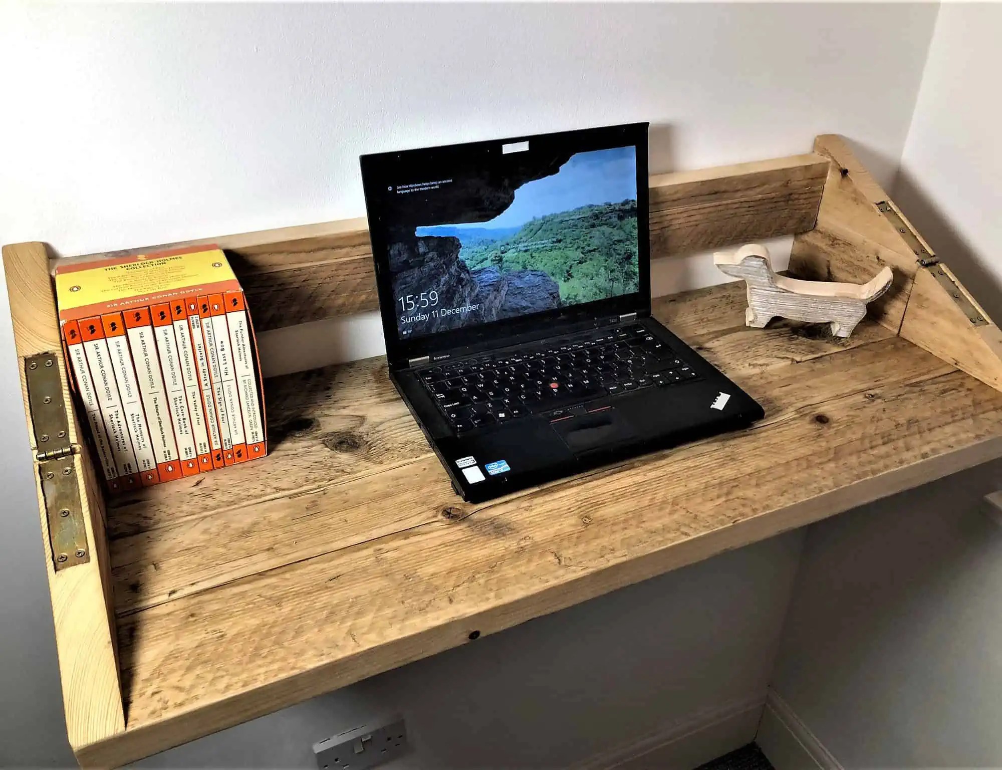 Floating Desk Robert Rose Carpentry