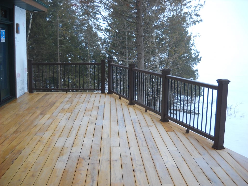 Lakeside Deck Kingsford, MI » Robi Decking