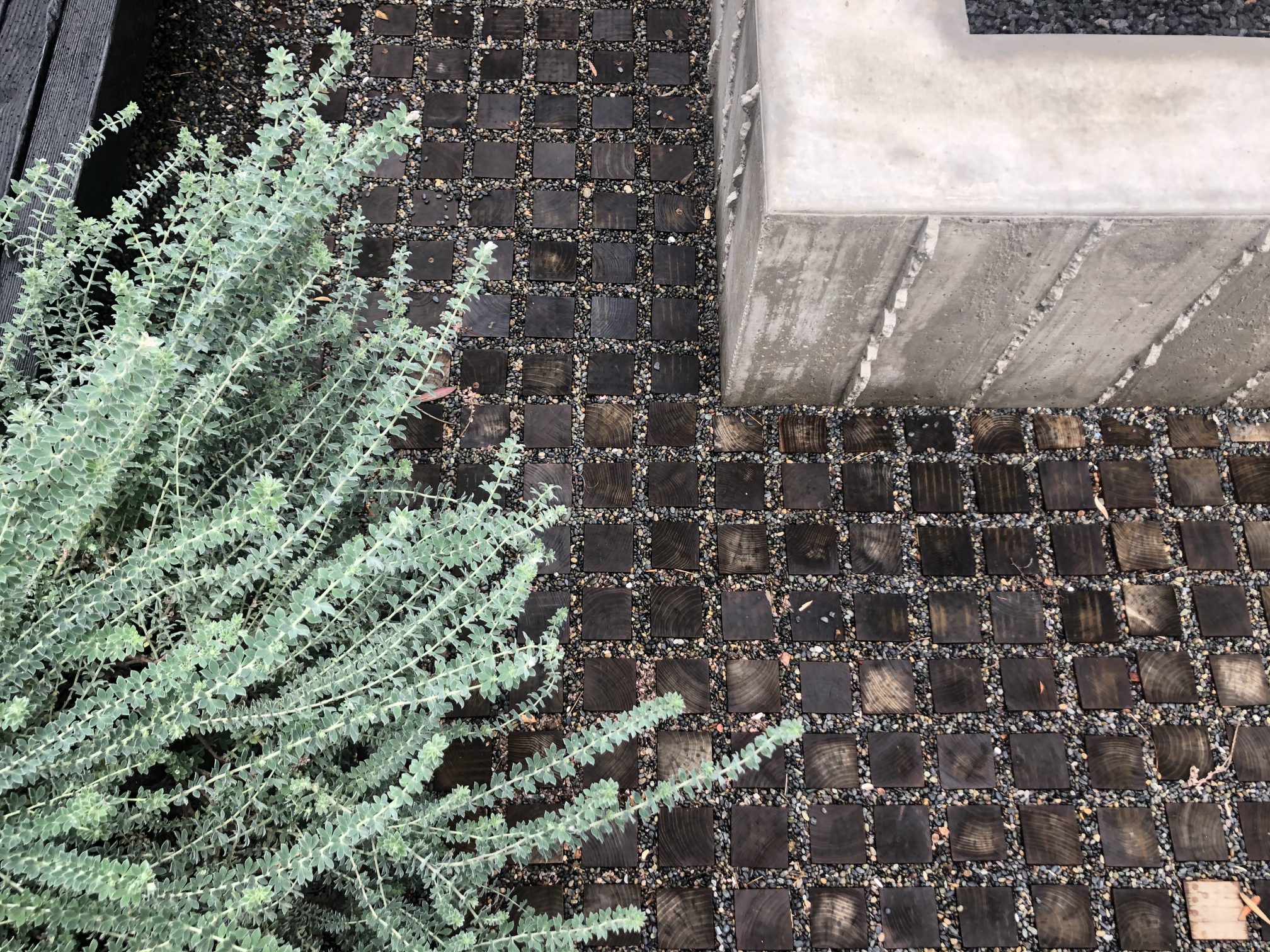Permeable Pavers Los Angeles, CA ?? Robi Decking
