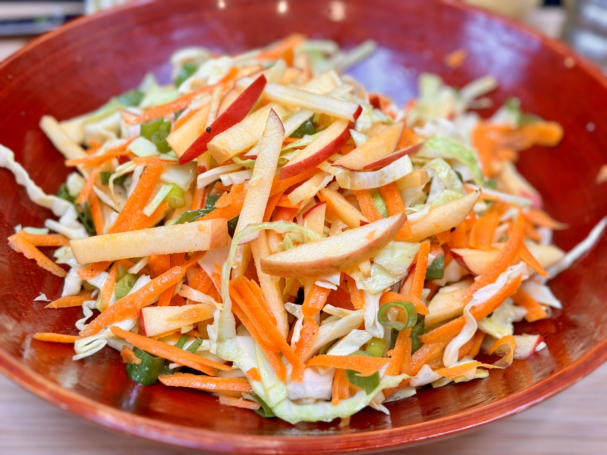 Crisp Cabbage, Carrot, and Apple Salad Robin & Willow