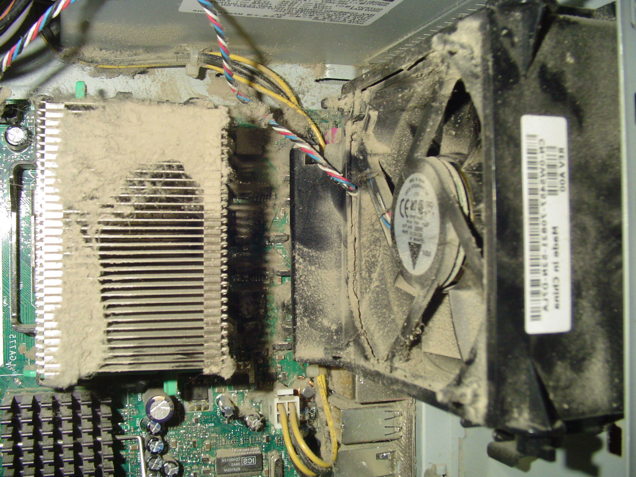 How To Clean Dust From PC