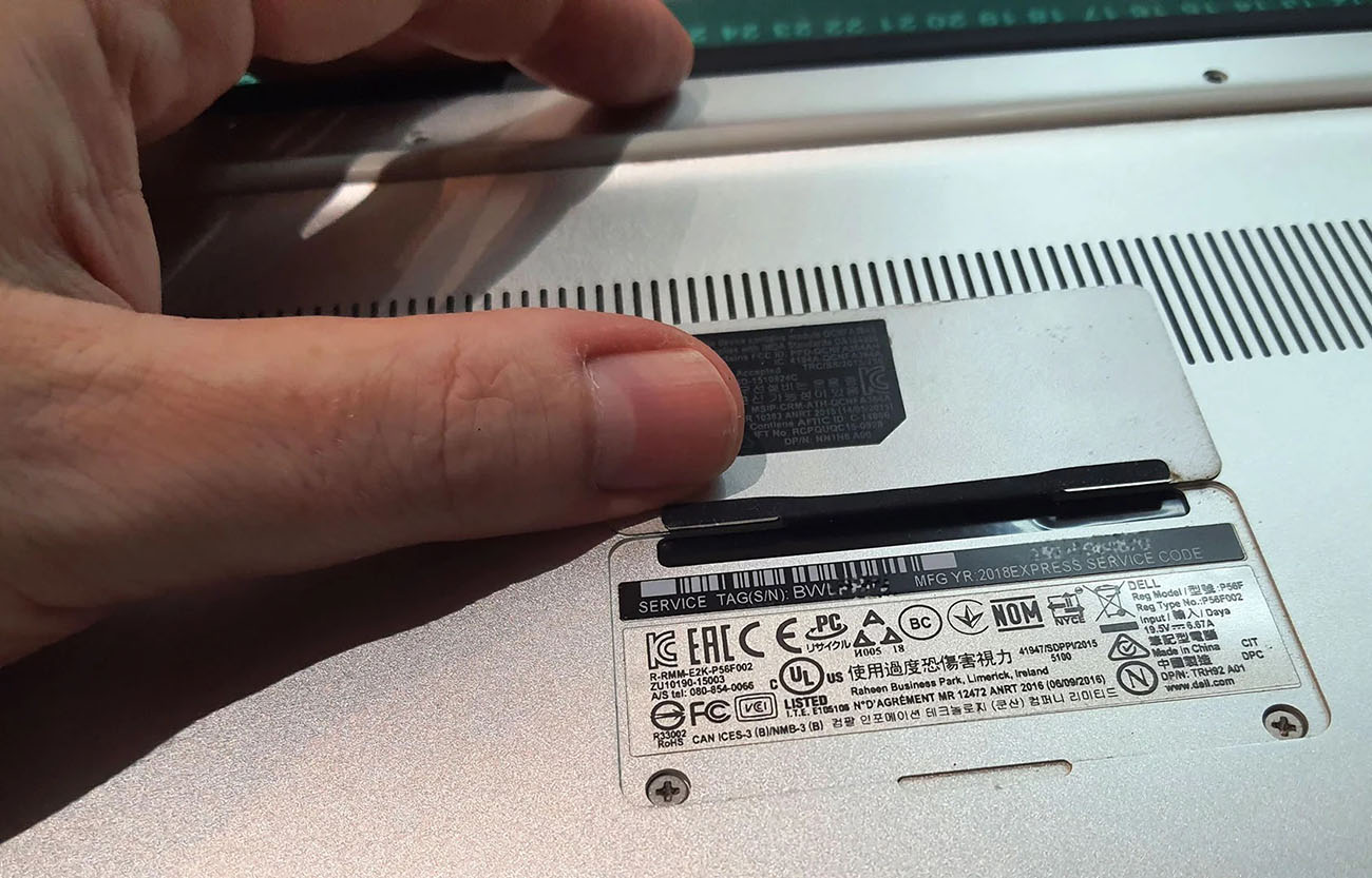 How To Find Serial Number On Dell Laptop