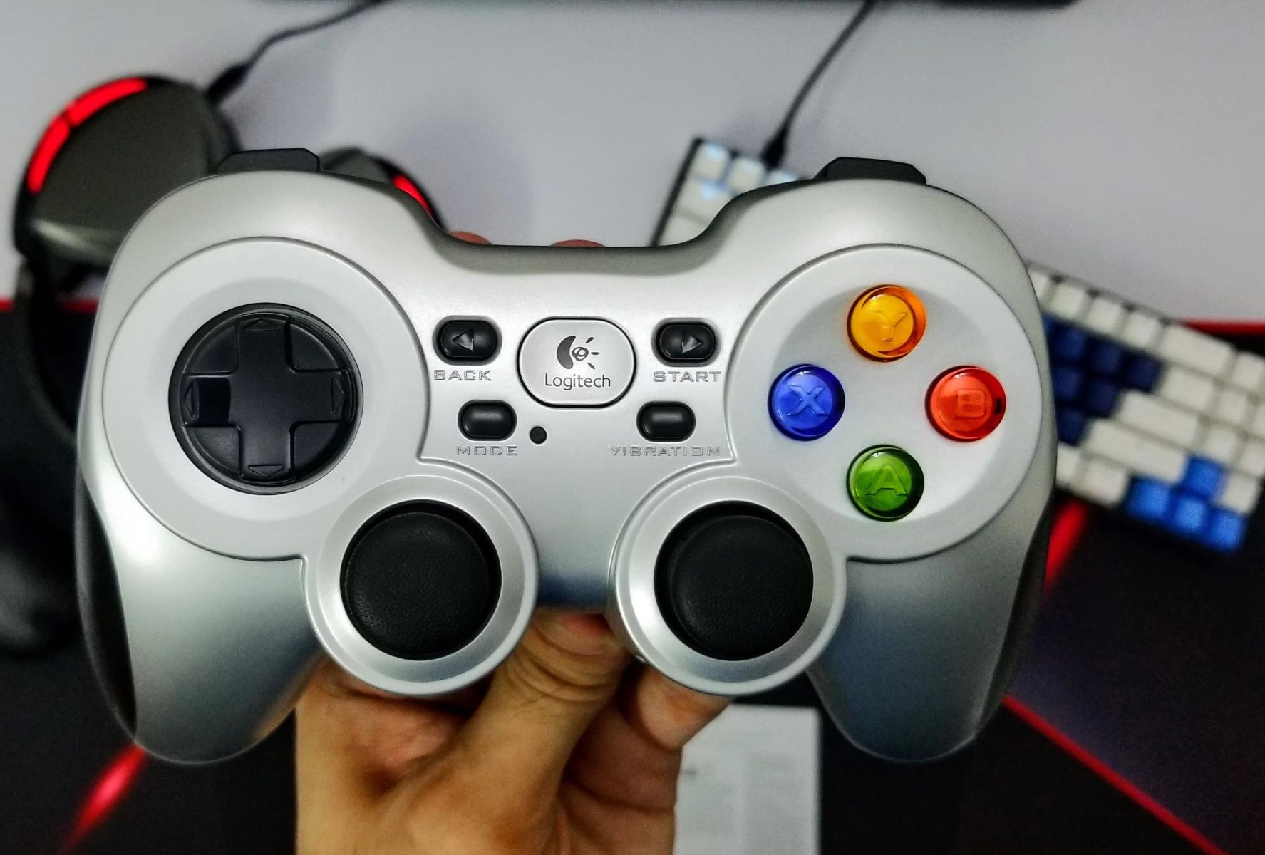 How To Assign Keys to a Logitech Game Controller