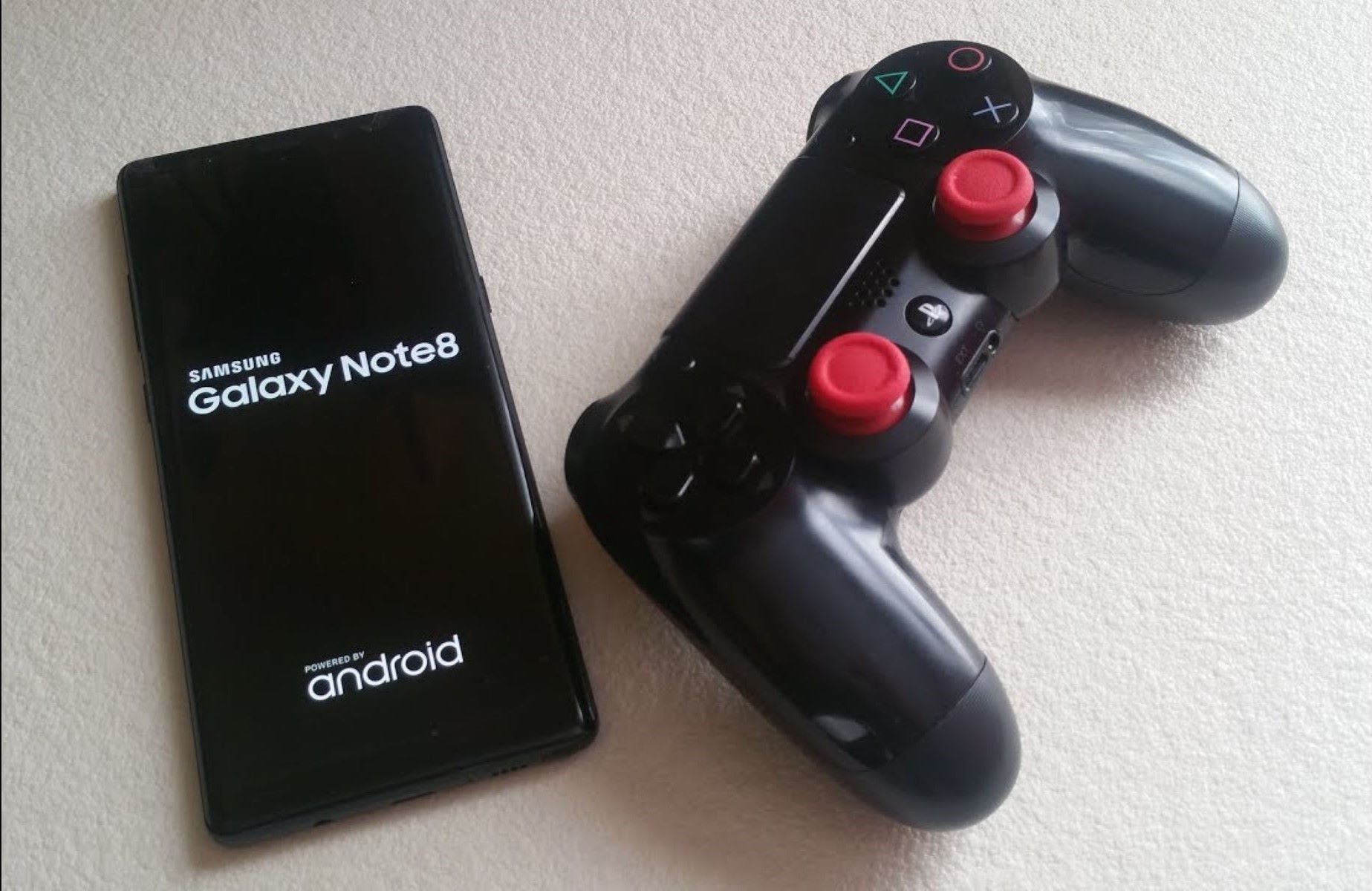 How To Connect a Game Controller To Note 8