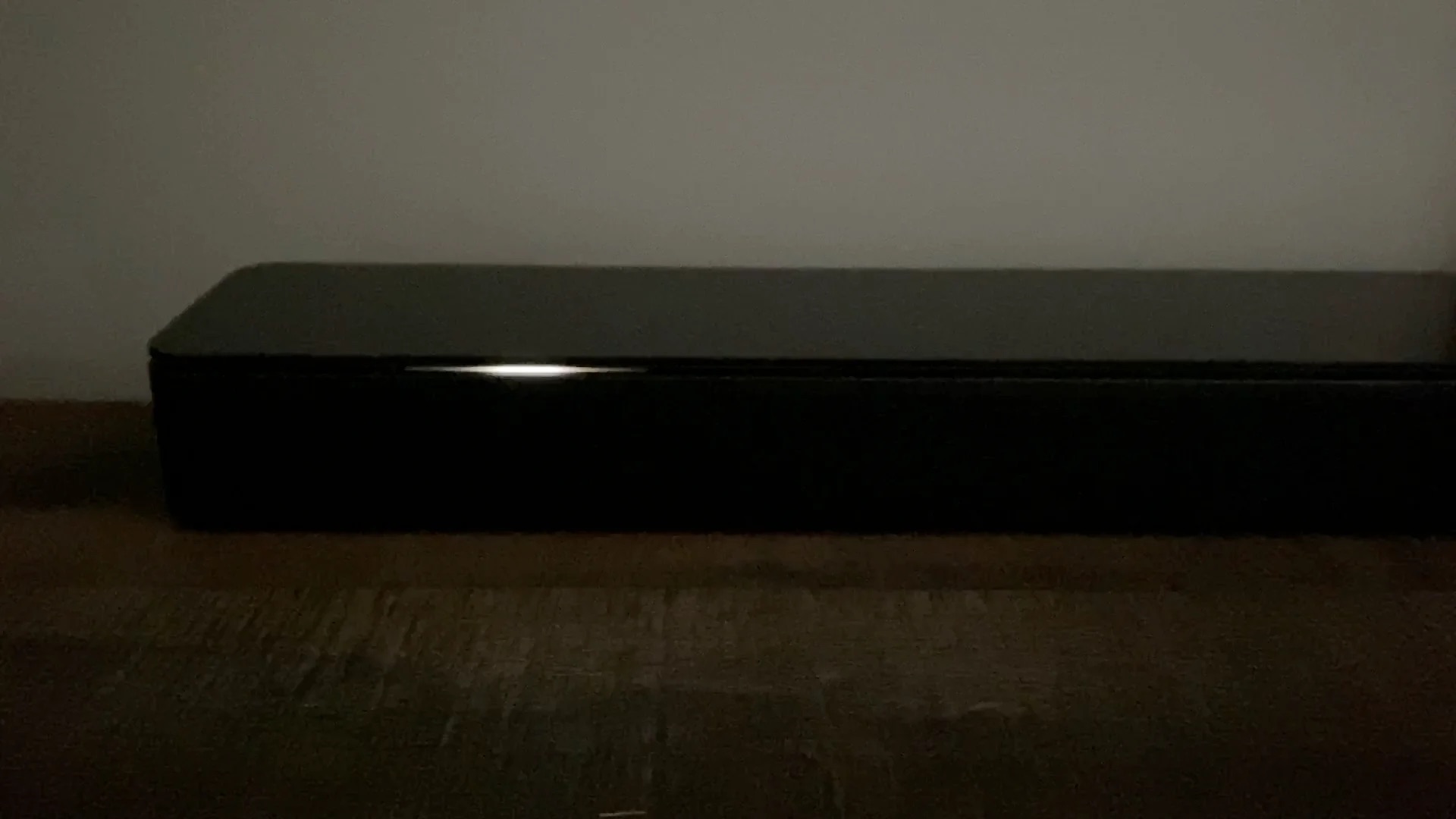 What Does Flashing White Light On Bose Soundbar Mean
