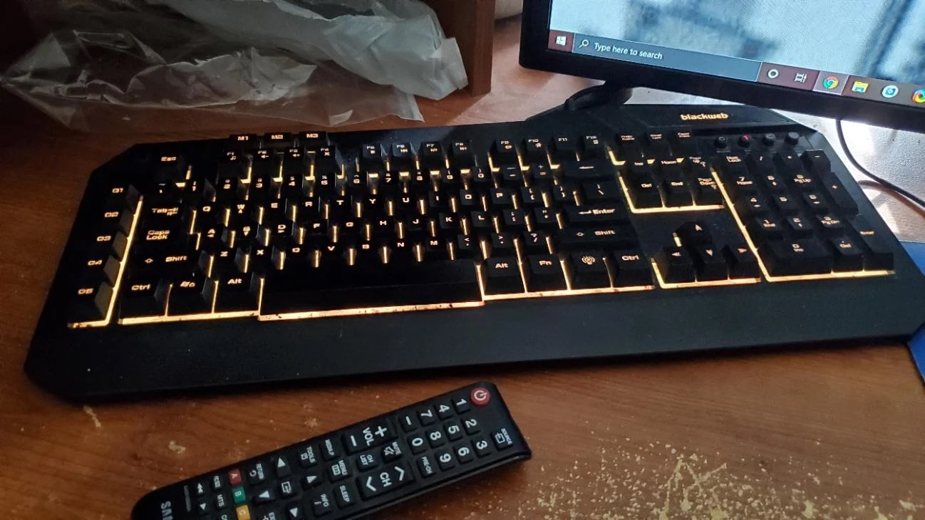 Blackweb Gaming Keyboard How Can I Change Its Color
