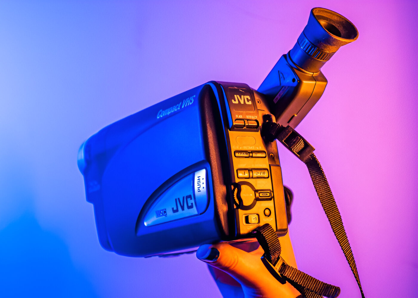 How To Charge A JVC Compact VHS Camcorder