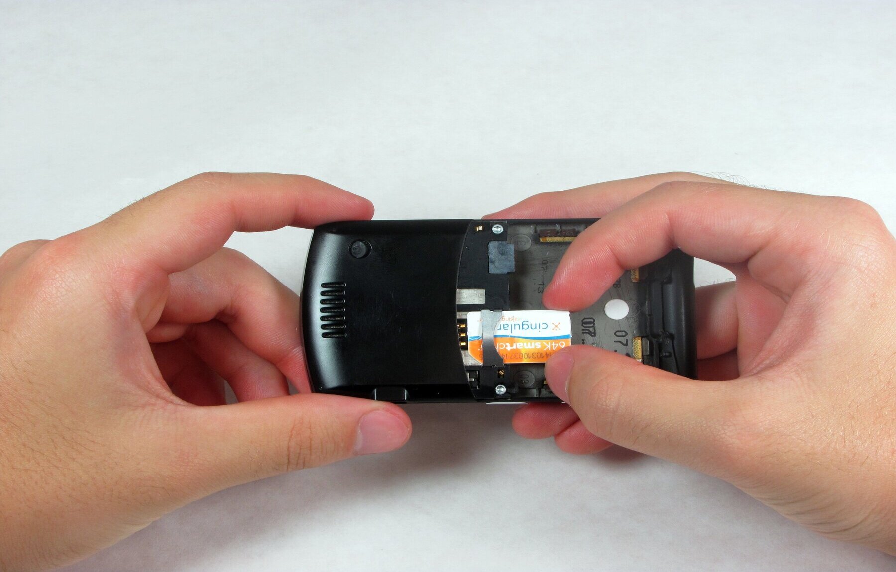 Safely Removing SIM Card from Razor A Comprehensive Guide