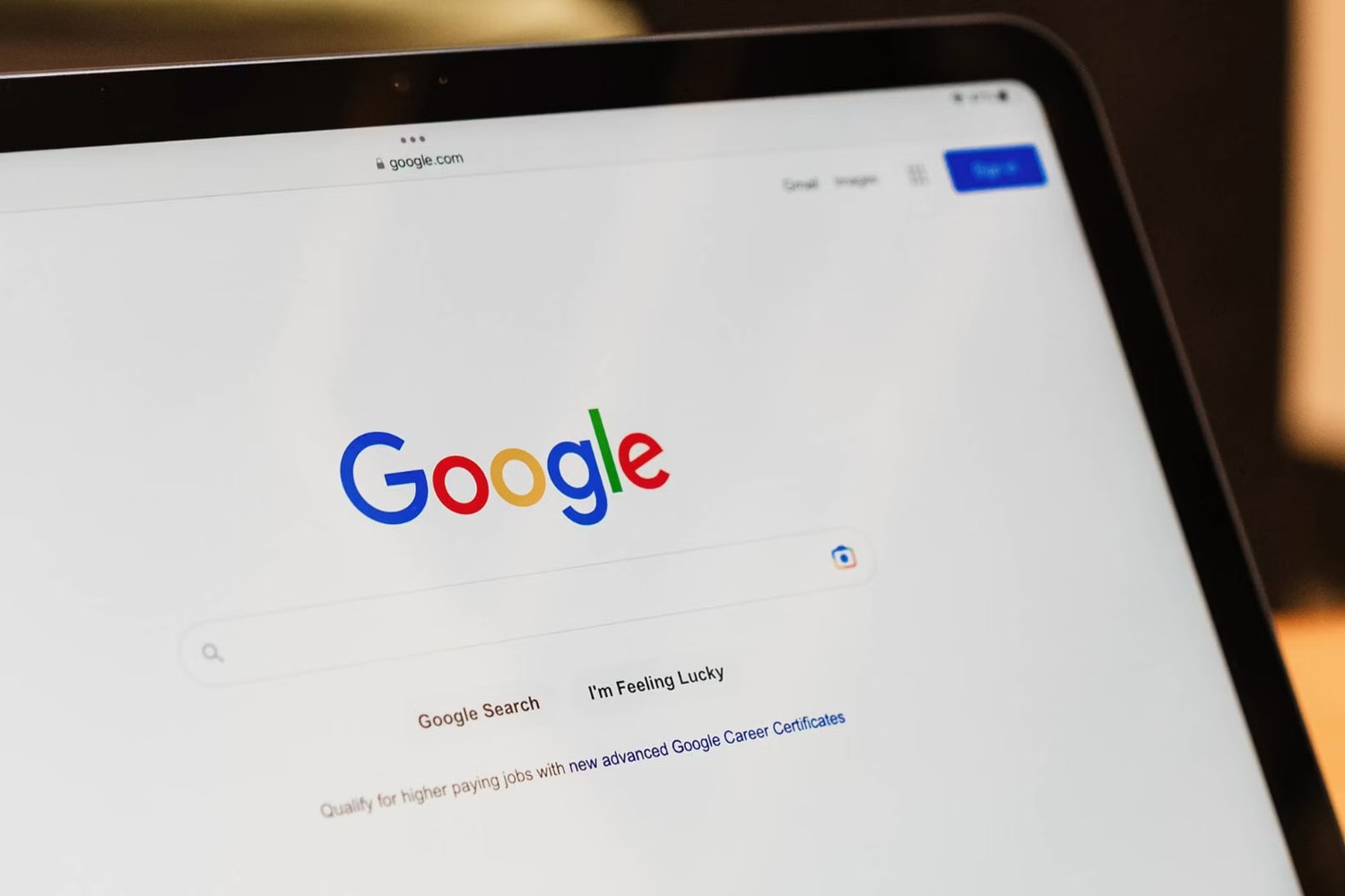 How to Hide the Top Bar in Chrome
