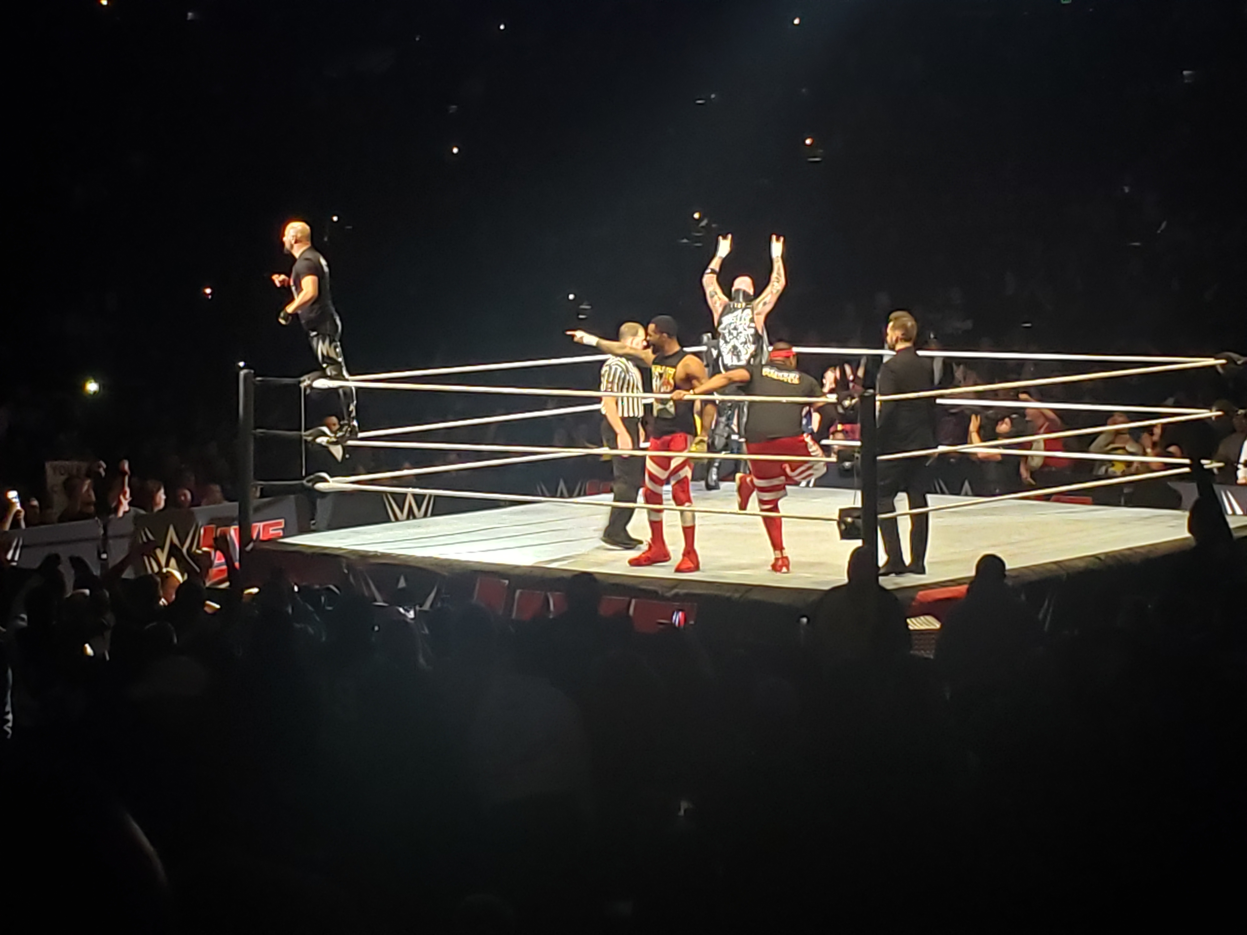 WWE Holiday Tour 2019 Stroke of Genius