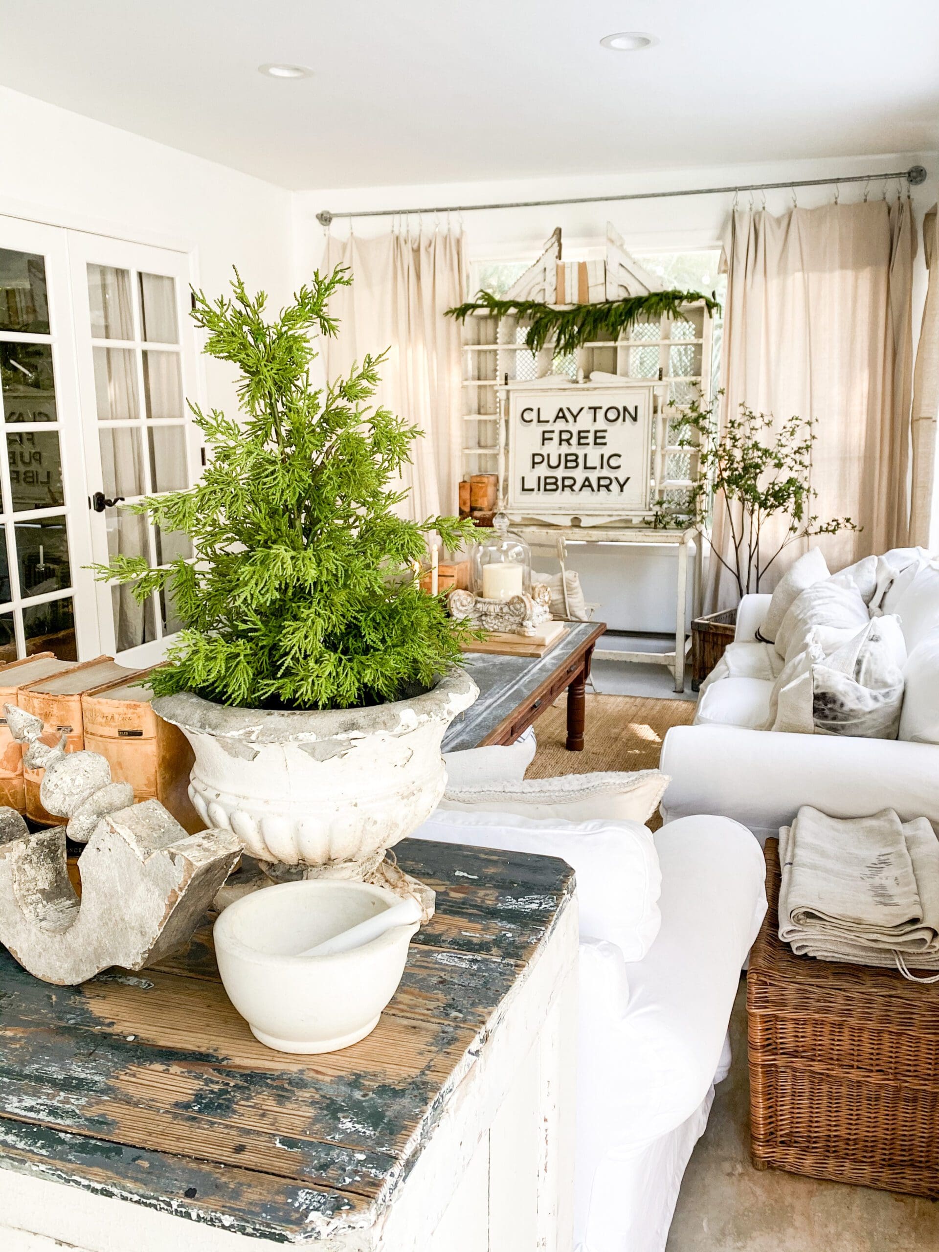 75 Favorite Thrift Store Home Decor Finds (and how to style them
