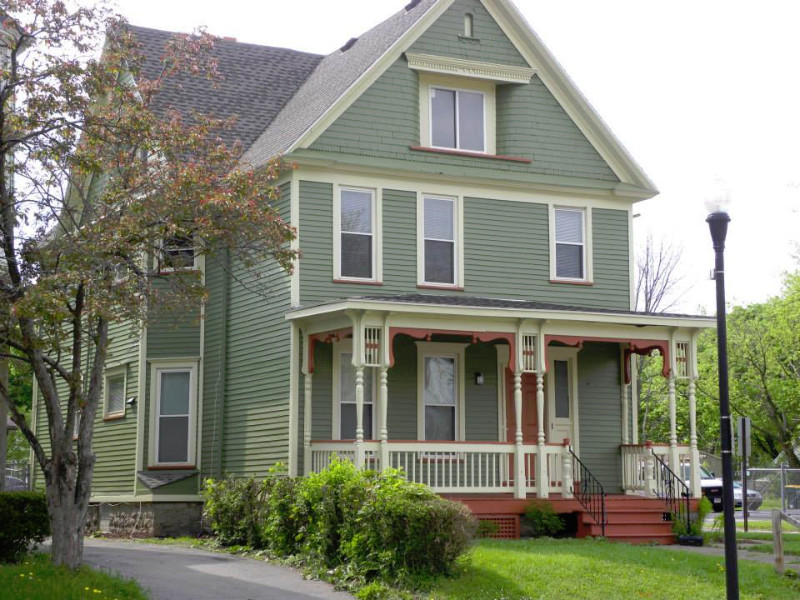 4 Bedrooms Rochester Student Housing