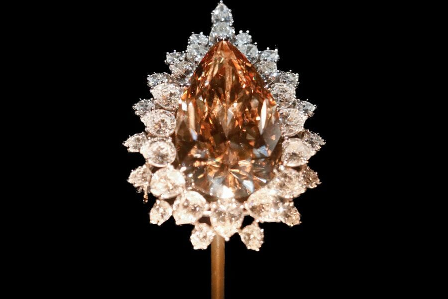 18 Incredible Brown Gems, Minerals, Crystals, and Rocks (Photos)