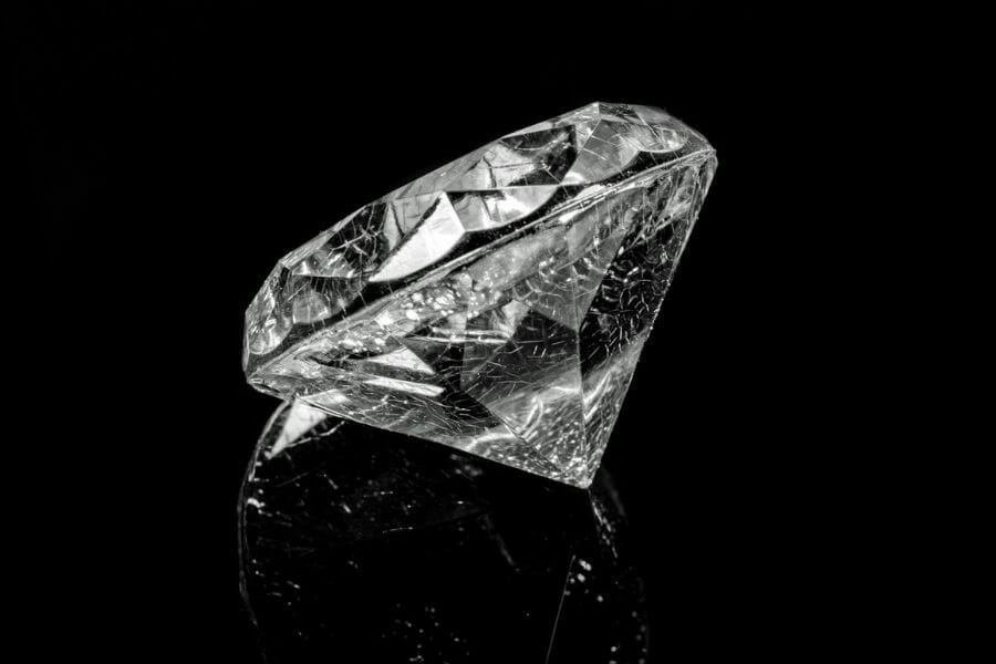 "white pearl" Rock Chasing