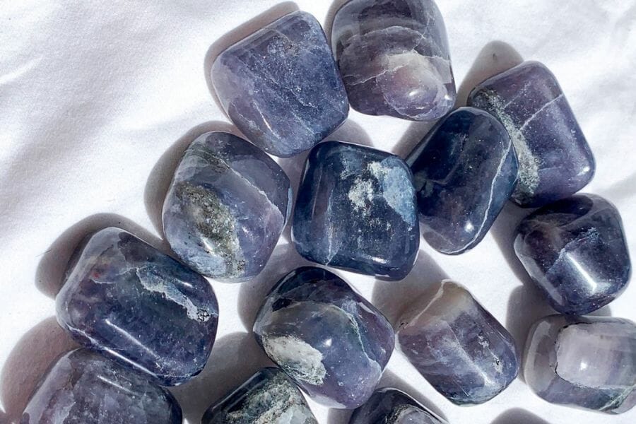 26 Sure Spots To Find Crystals in Connecticut in 2024