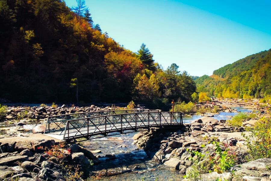 The 38 Great Places To Find Crystals in Tennessee in 2024