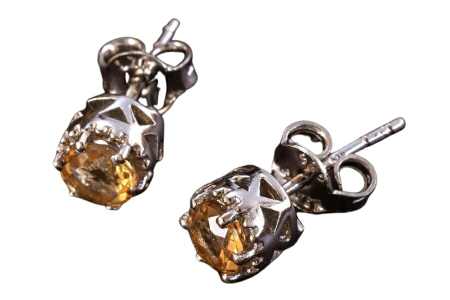 The Price And Value Of Cubic Zirconia In 2024 (Expert Guide)