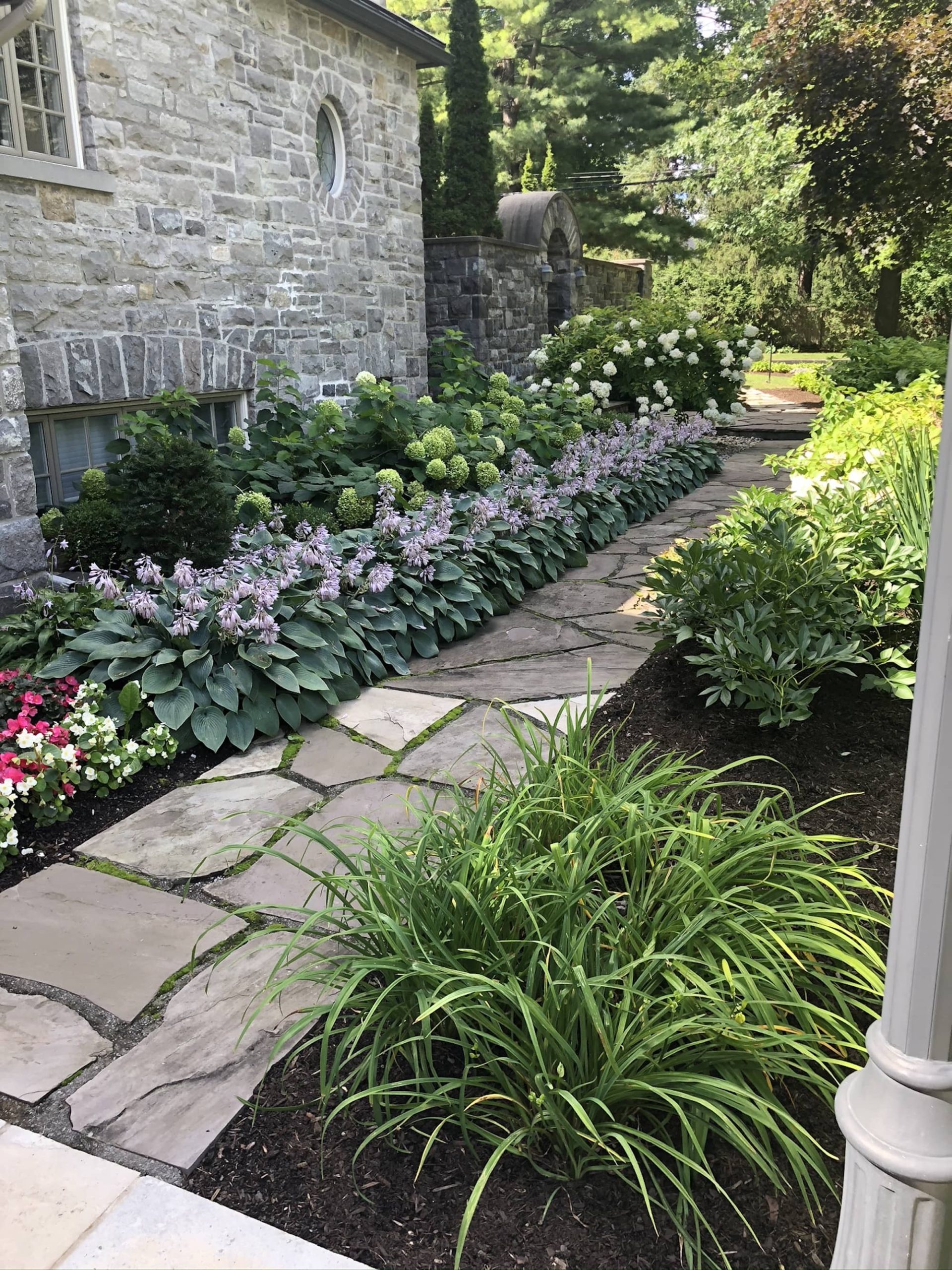 Classic Rockcliffe Landscaping