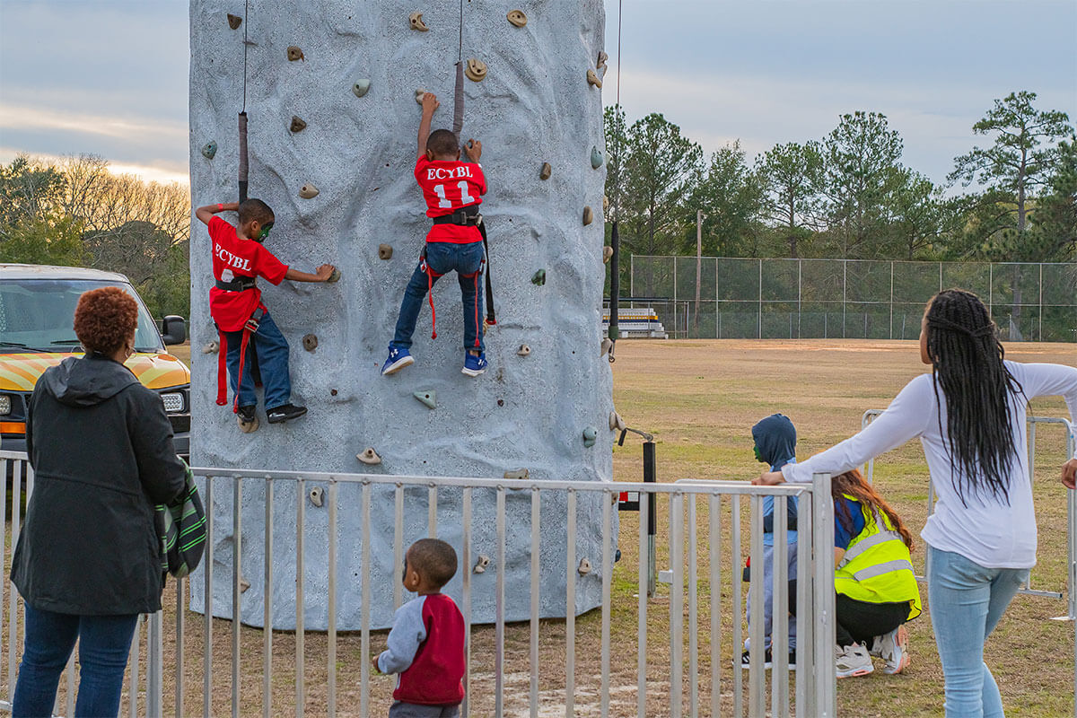 Gallery Rockwall Climbing Rentals