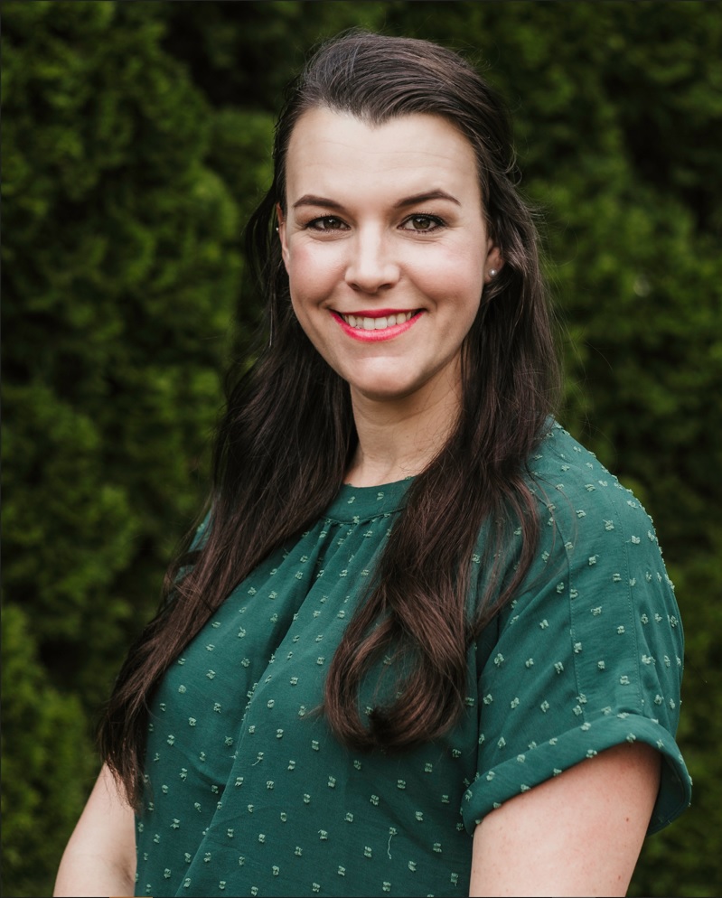 Rocket City Realtor Realtor, Real Estate Photographer, and Homeschool Mom