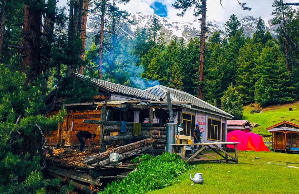 Signature Hunza & Meadows Pakistan Tour