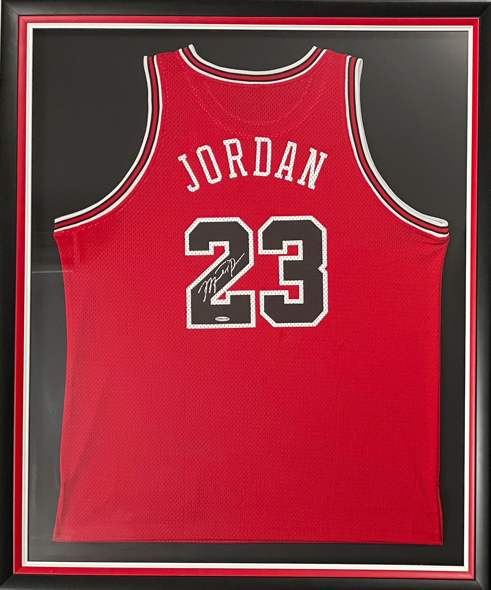 Lot Detail Michael Jordan Signed Chicago Bulls Jersey in Framed