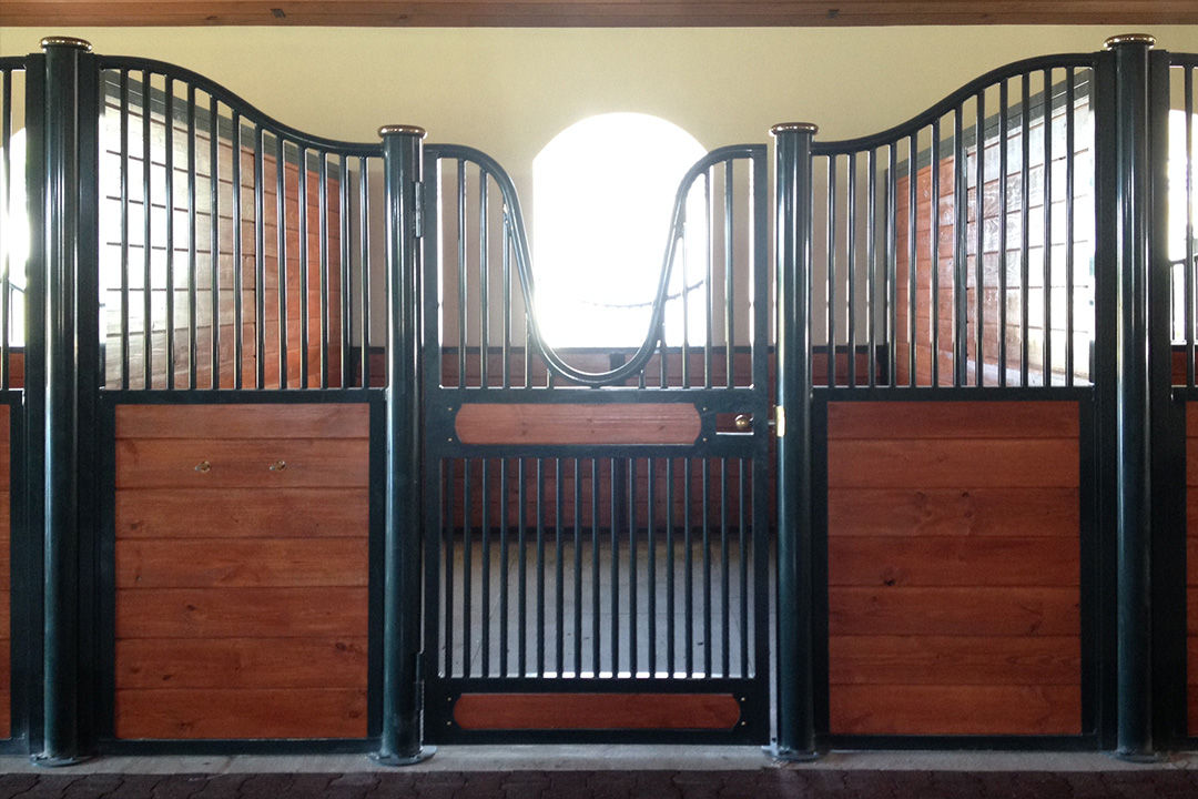 Horse Stalls, Dividers And Gates Rockin J Equine