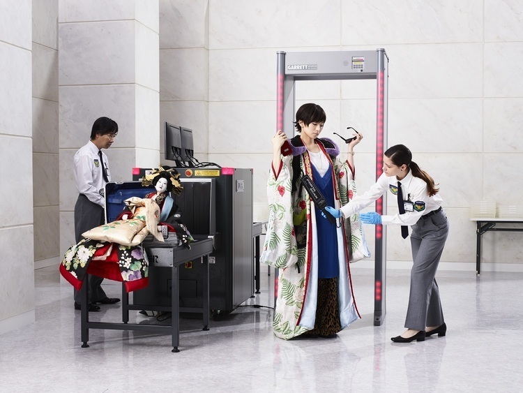 椎名林檎、セルフカバーアルバム第2弾リリース＆2018年全国ホールツアー開催決定 (2017/11/02) 邦楽