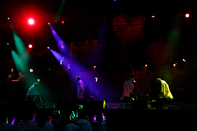 Goods | ひきこもりたちでもフェスがしたい！ ひきこもりたちでもフェスがしたい！～世界征服Ⅰ＠メットライフドーム～／メットライフドーム 2019.06.23 邦楽ライブレポート｜音楽情報サイトRockinon.com(ロッキング・オン ドットコム)