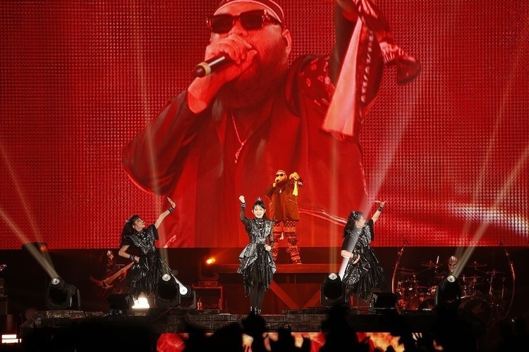 BABYMETAL、“PA PA YA!! (feat. F.HERO)”ライブMV＆「グラストンベリー」出演映像公開 (2019/07/02