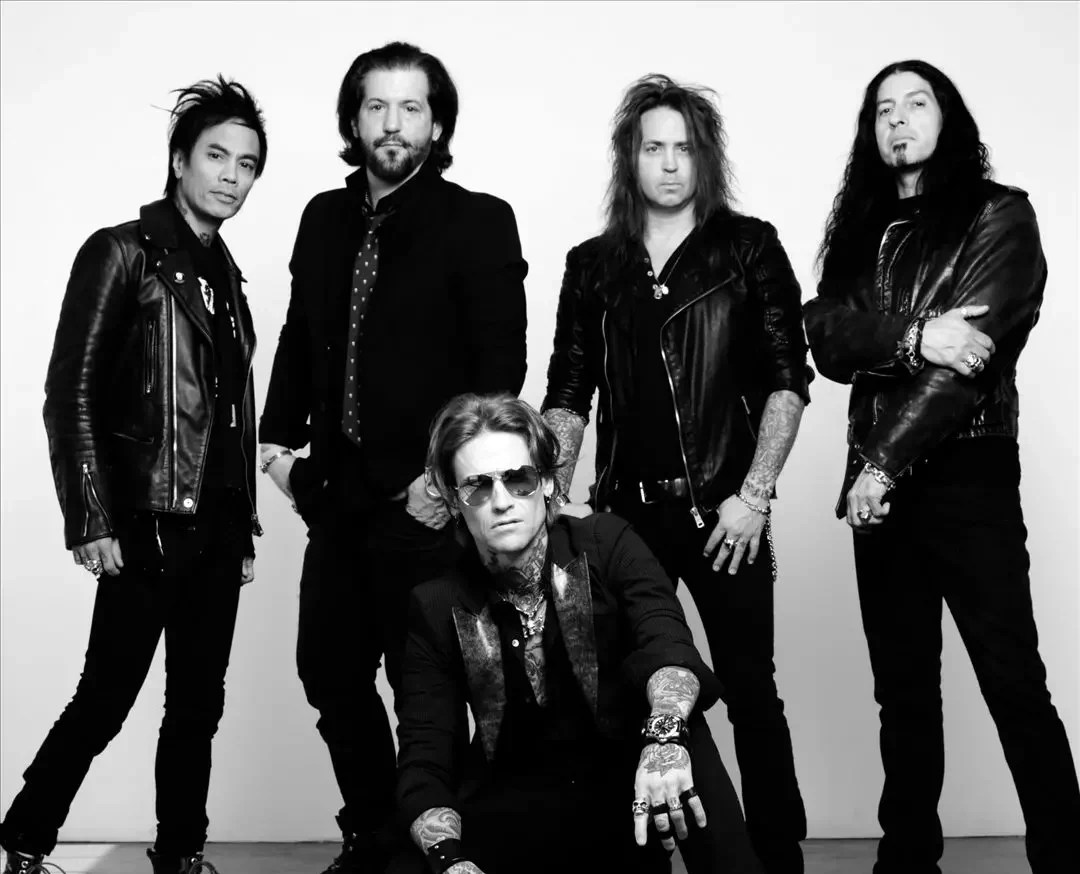 Buckcherry Breaking Through In 5 Seconds RockinTown