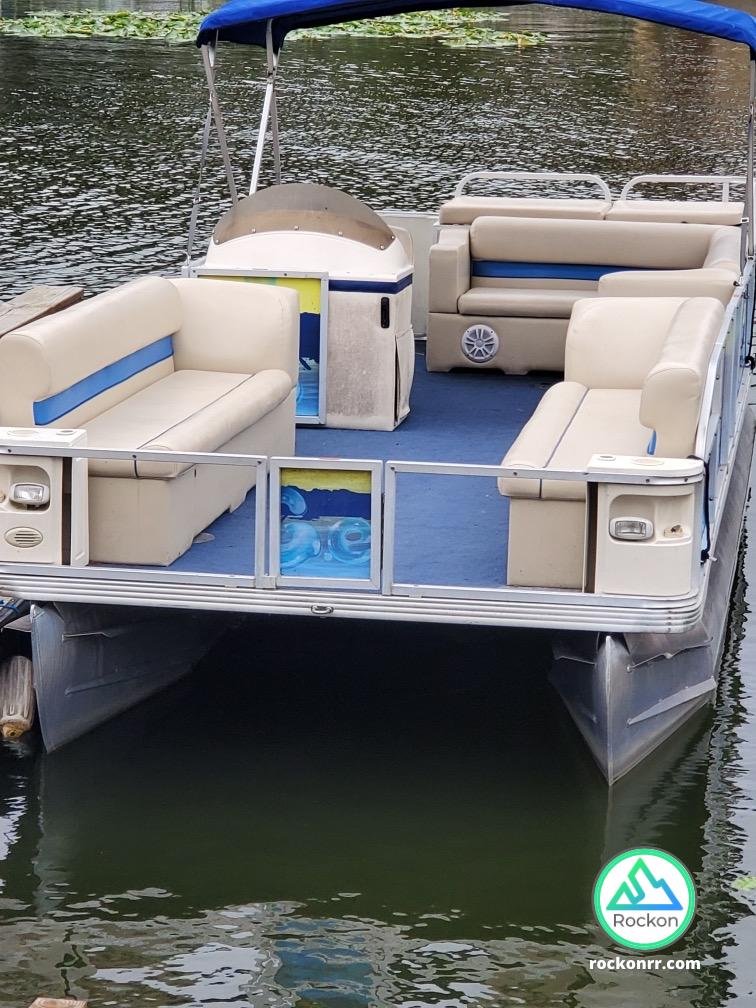 Large Pontoon Boat (Up to 12)