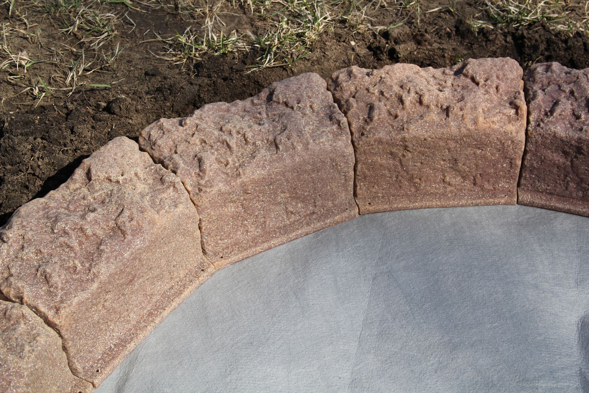 23 Thinks We Can Learn From This Faux Stone Landscape Edging Home