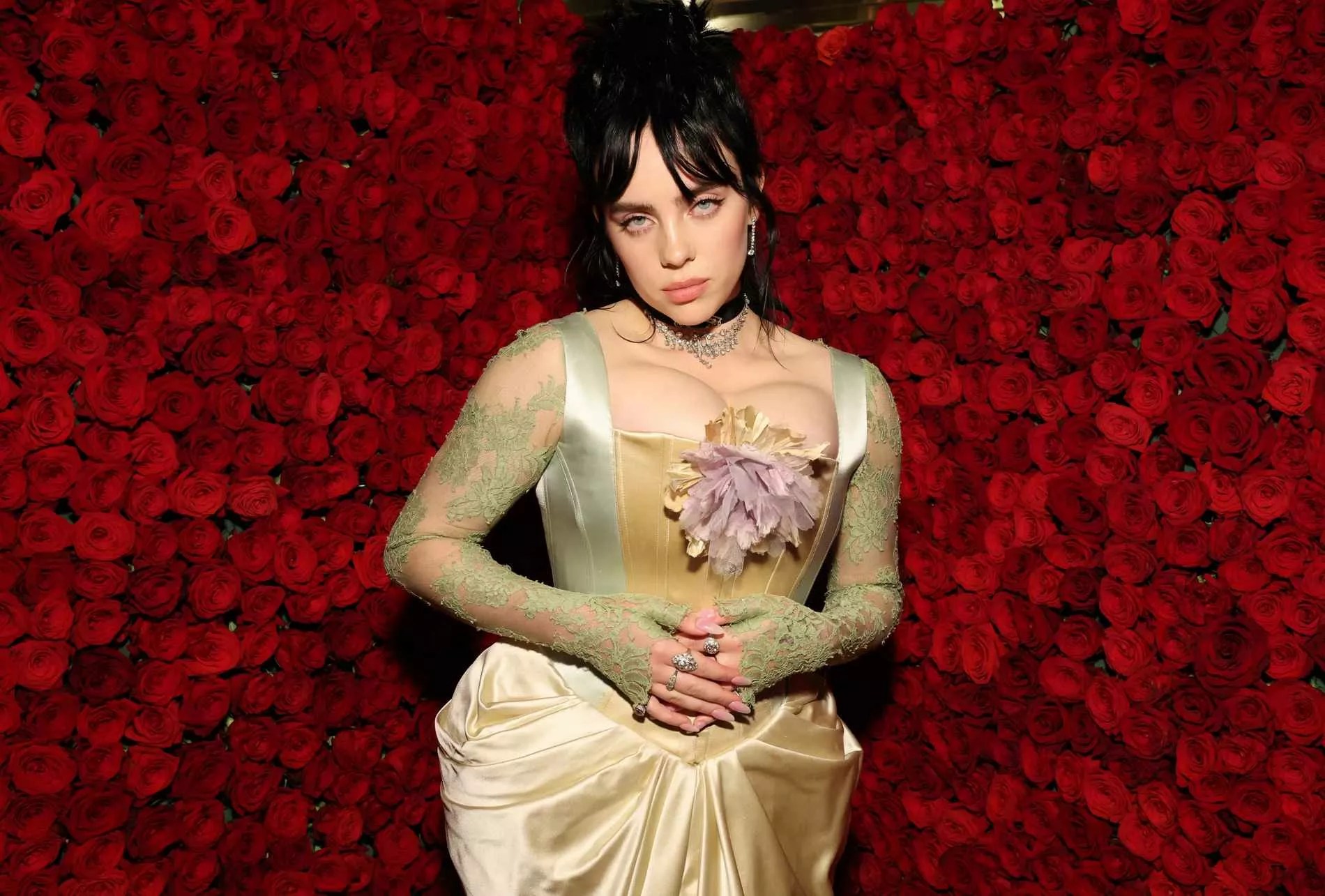 Billie Eilish Immersion Dans Les Secrets Et Les Obsessions De Ses