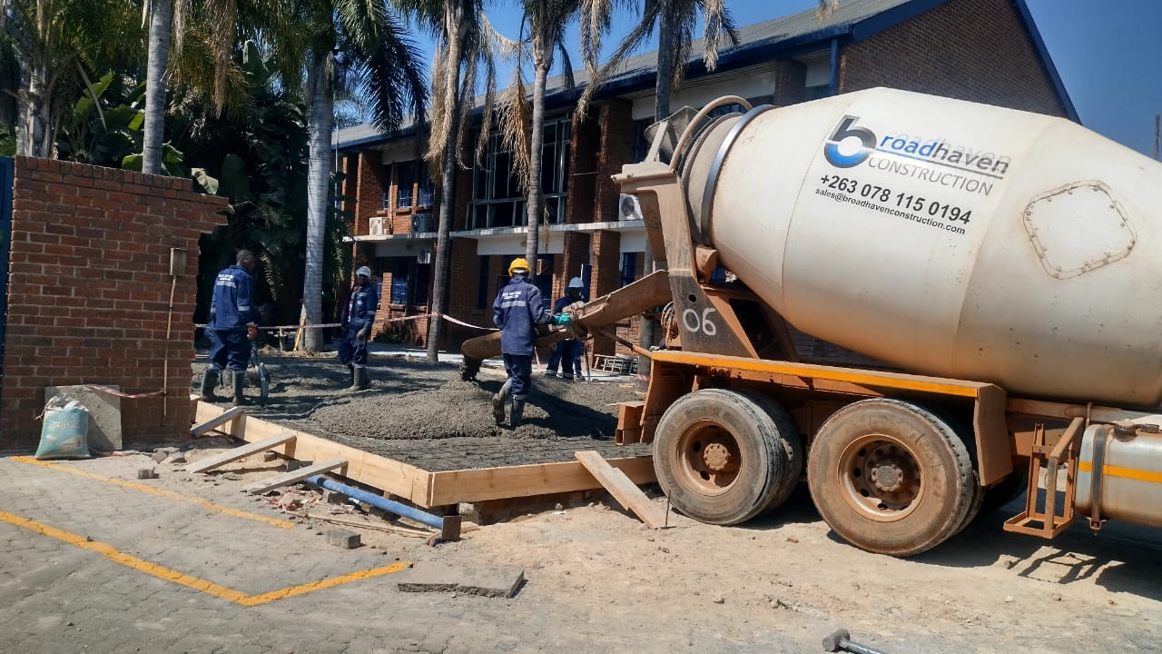 Construction of Office block Bakers Inn